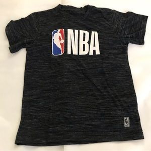 NBA Logo Boys T-Shirt Sz XL (18-20)